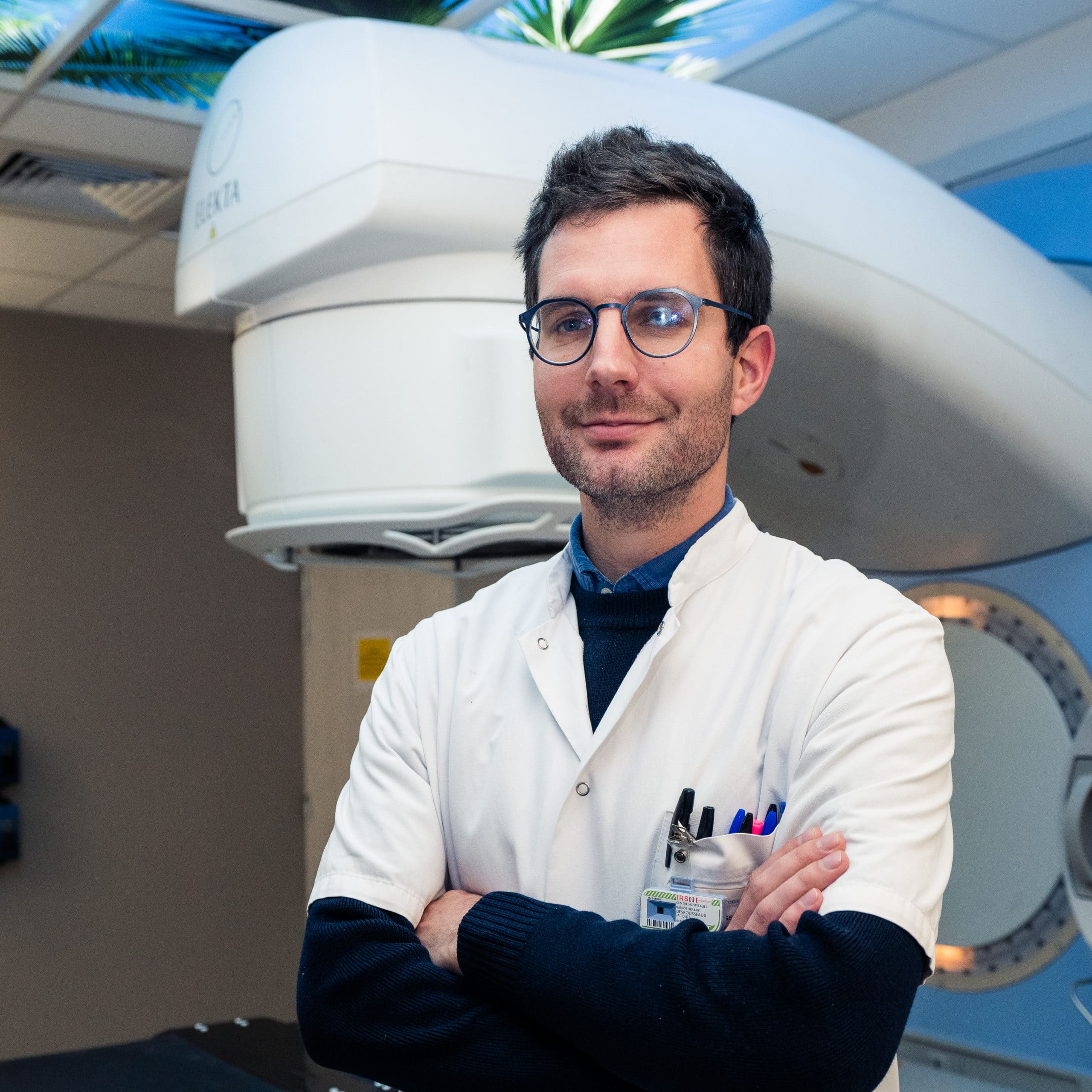 Dr Jacques DESROUSSEAUX : Oncologue radiothérapeute
