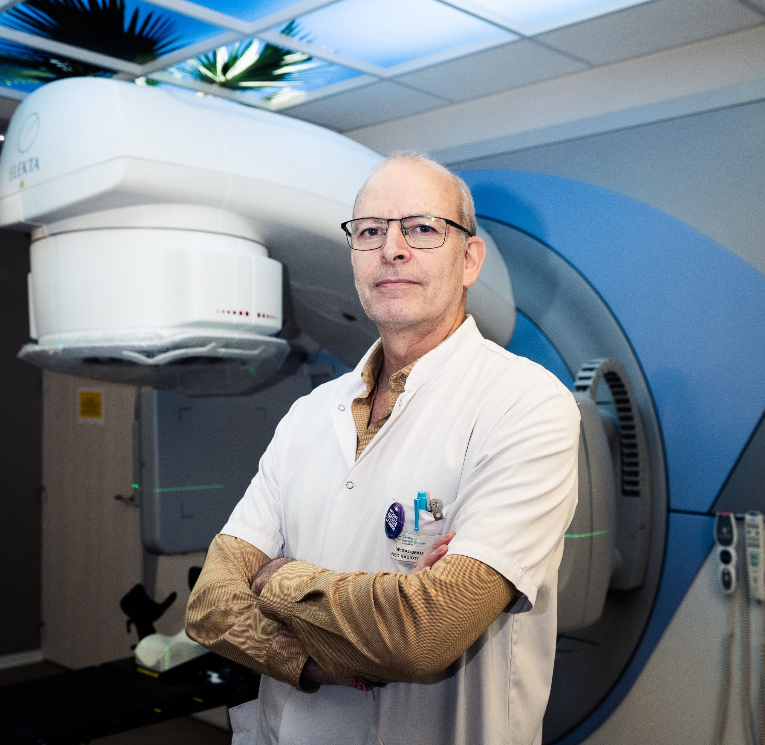 Dr Augustin SALEMKOUR : Oncologue radiothérapeute au centre de radiothérapie à Angoulême